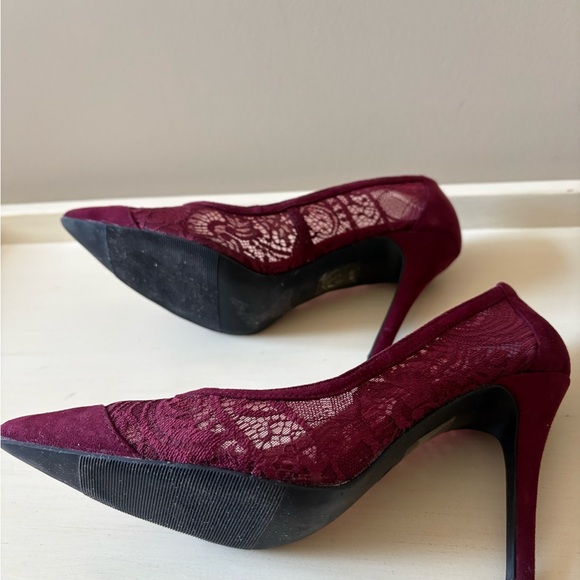Le Chateau Burgundy Shoes - Picture 5 of 8